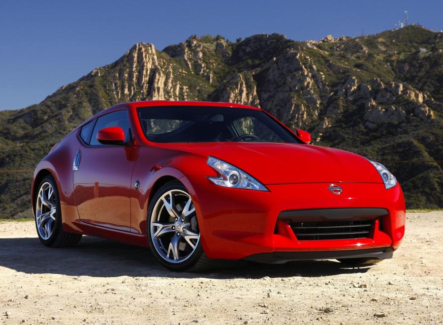 Nissan 370Z 2009 года  (US) (фото 5 из 9)